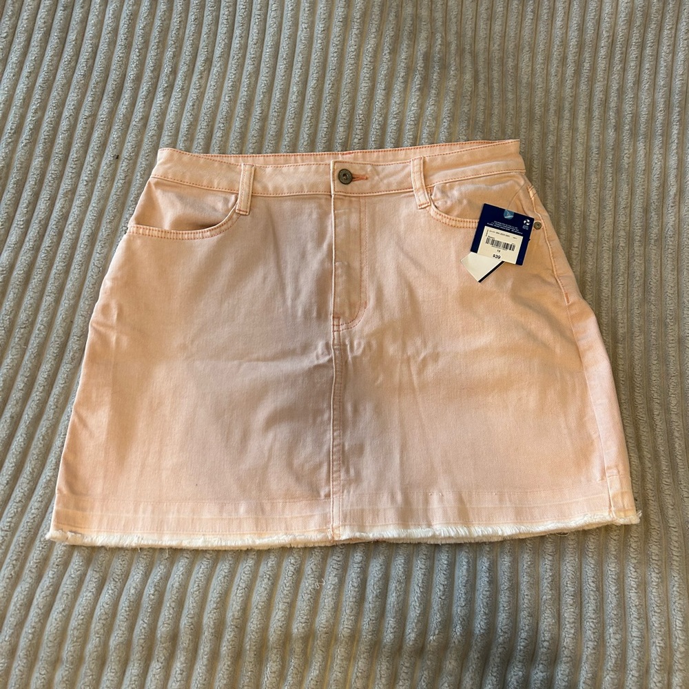 Size 13 peach/coral Arizona denim skirt